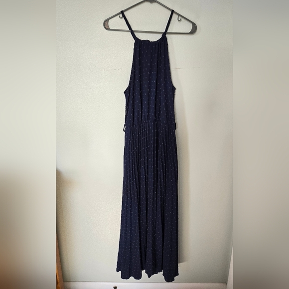 Pretty Garden Navy Swiss Dot Halter Neck Maxi Dress Size Small - Picture 2 of 9